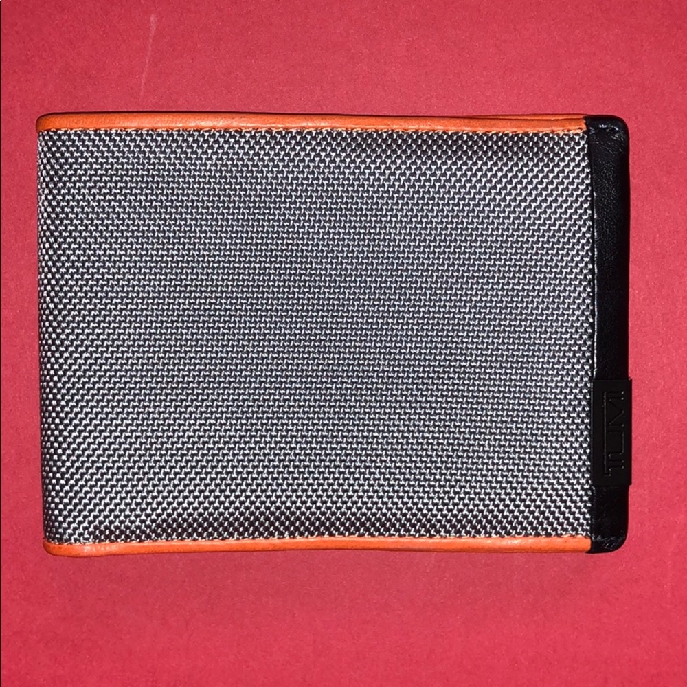 Tumi Wallet